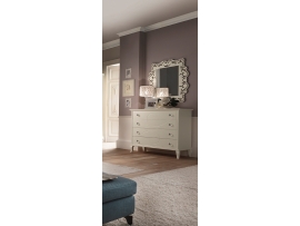 Masivní stylová komoda s reliéfy, 4 šuplíky R Masivní stylová komoda s reliéfy, 4 šuplíky R